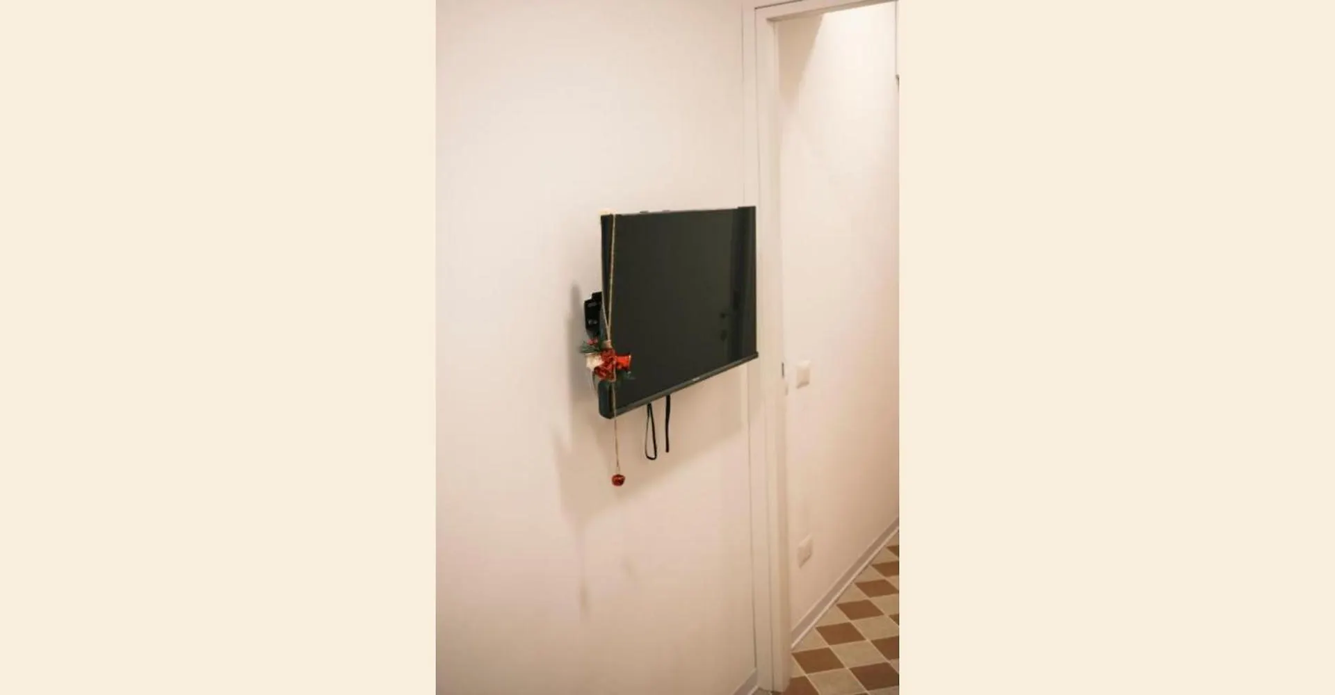 Nespolino, Piccola Casetta In Centro Storico Al Piano Terra Con Piccolo Spazio Esterno Privato Naples